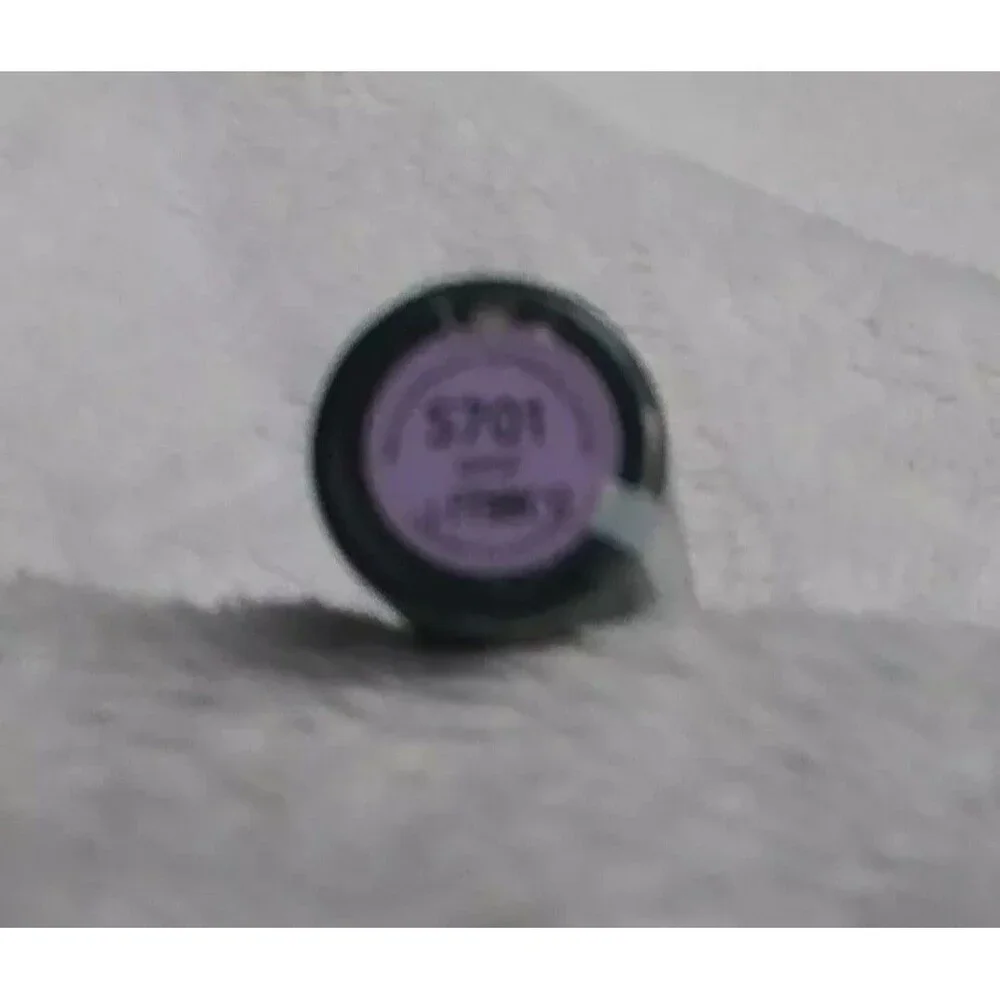 Eye Shadow Pencil New Avon color petal Purple womans make up beauty